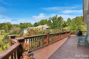 90 S Oaklawn Ave, Brevard, NC 28712 - Photo 15