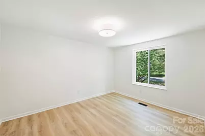 7323 Rollingridge Drive, Charlotte, NC 28211 - Photo 15