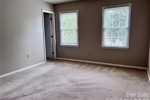 8600 Beeswood Dr, Charlotte, NC 28277 - Photo 29