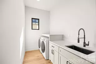 1217 Parkwood Ave, Charlotte, NC 28205 - Photo 29