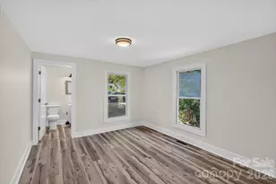 216 N Vance St, Gastonia, NC 28052 - Photo 5