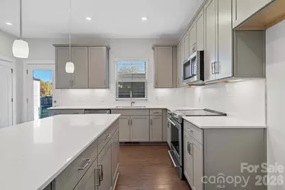 12147 Brooklyn Avenue, Charlotte, NC 28204 - Photo 11