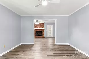 1005 Ramblewood Ln, Gastonia, NC 28056 - Photo 3