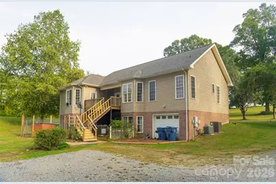 155 4th Avenue NE, Catawba, NC 28609 - Photo 5