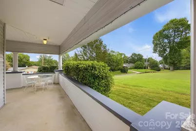 110 Burkemont Avenue, Morganton, NC 28655 - Photo 23