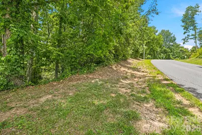 999 Perrion Avenue #18, Weaverville, NC 28787 - Photo 7