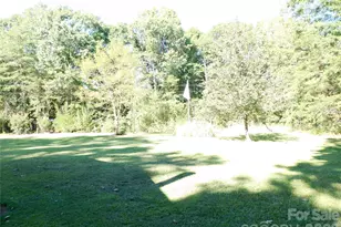 1700 Windsong Forest Rd, Clover, SC 29710 - Photo 23