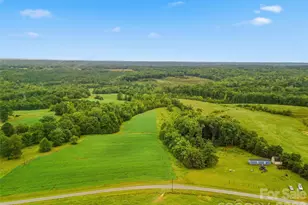 692 Topnot Rd, Yanceyville, NC 27379 - Photo 1