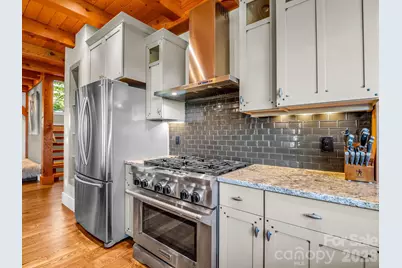 140 Settings Boulevard, Black Mountain, NC 28711 - Photo 15