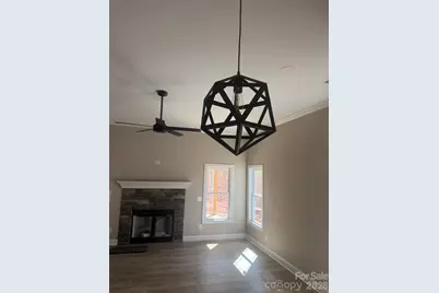 4917 Southview Drive, Hickory, NC 28602 - Photo 5