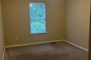 1328 Reid St, Albemarle, NC 28001 - Photo 5