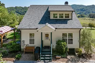 658 Pleasant Grove Church Rd, Hendersonville, NC 28739 - Photo 1
