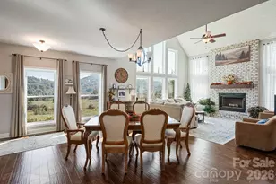 658 Pleasant Grove Church Rd, Hendersonville, NC 28739 - Photo 11