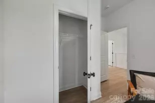53 E 13th St, Newton, NC 28658 - Photo 21