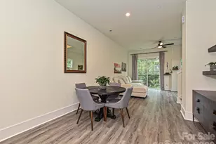 229 Sutton Pk Ln, Charlotte, NC 28211 - Photo 7