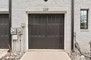 229 Sutton Pk Ln, Charlotte, NC 28211 - Photo 29
