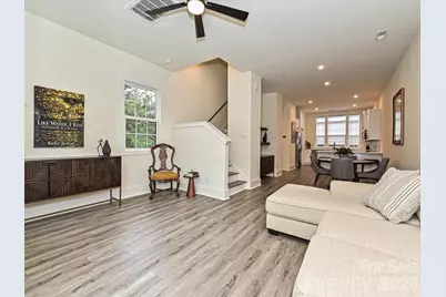 229 Sutton Park Lane, Charlotte, NC 28211 - Photo 3