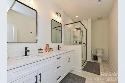 229 Sutton Park Lane, Charlotte, NC 28211 - Photo 19
