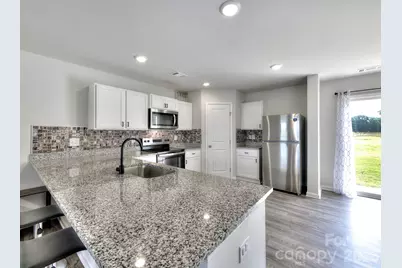 615 Potter Road, Gaffney, SC 29341 - Photo 9