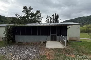 418 Green Valley Rd, Leicester, NC 28748 - Photo 25