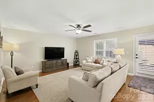 3817 Broadwater Ct, Gastonia, NC 28056 - Photo 5