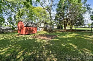 227 Lowry St, Pineville, NC 28134 - Photo 25