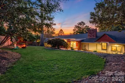 5 W Maple Drive, Asheville, NC 28805 - Photo 3