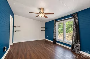 91 Walnut Dr, Leicester, NC 28748 - Photo 5