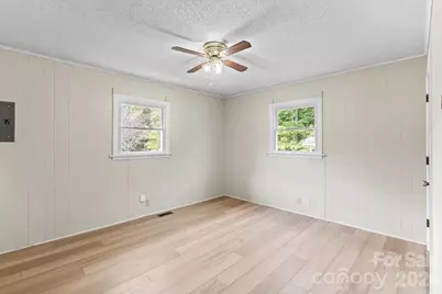 417 W Buckoak Street, Stanley, NC 28164 - Photo 15