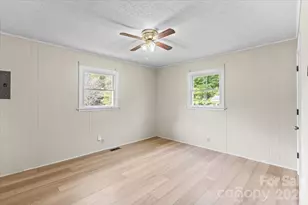 417 W Buckoak St, Stanley, NC 28164 - Photo 15