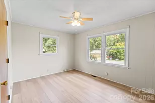 417 W Buckoak St, Stanley, NC 28164 - Photo 13