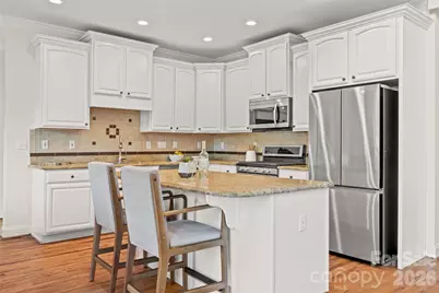 107 Berry Hill Drive, Hendersonville, NC 28791 - Photo 9