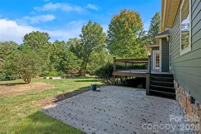 107 Berry Hill Drive, Hendersonville, NC 28791 - Photo 29