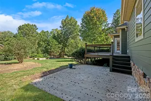 107 Berry Hill Dr, Hendersonville, NC 28791 - Photo 29