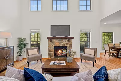 107 Berry Hill Drive, Hendersonville, NC 28791 - Photo 5