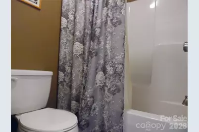 216 W 7th Street, Newton, NC 28658 - Photo 21