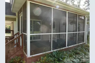 216 W 7th Street, Newton, NC 28658 - Photo 5