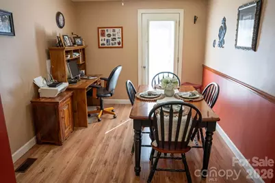709 Berry Place SW, Lenoir, NC 28645 - Photo 11