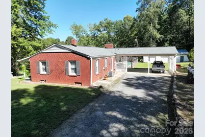 709 Berry Place SW, Lenoir, NC 28645 - Photo 5
