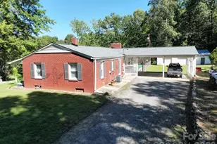 709 Berry Pl SW, Lenoir, NC 28645 - Photo 5