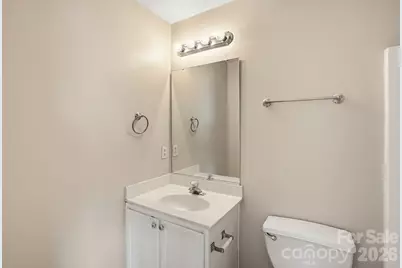 802 Almora Drive, Charlotte, NC 28216 - Photo 15