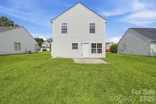802 Almora Dr, Charlotte, NC 28216 - Photo 19