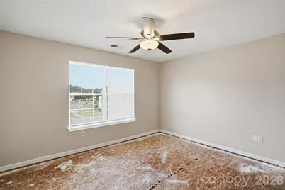 802 Almora Drive, Charlotte, NC 28216 - Photo 11