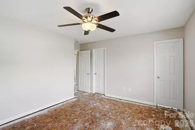 802 Almora Drive, Charlotte, NC 28216 - Photo 13
