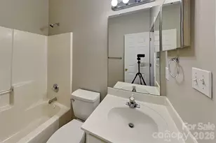 5611 Timbertop Ln, Charlotte, NC 28215 - Photo 15