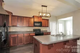 6212 Salamander Run Ln, Charlotte, NC 28215 - Photo 3
