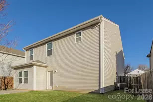 6212 Salamander Run Ln, Charlotte, NC 28215 - Photo 13