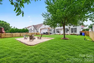 8728 Fieldcroft Dr, Charlotte, NC 28277 - Photo 21