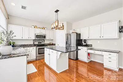 8728 Fieldcroft Drive, Charlotte, NC 28277 - Photo 3