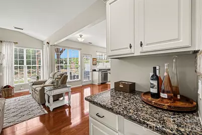 8728 Fieldcroft Drive, Charlotte, NC 28277 - Photo 5